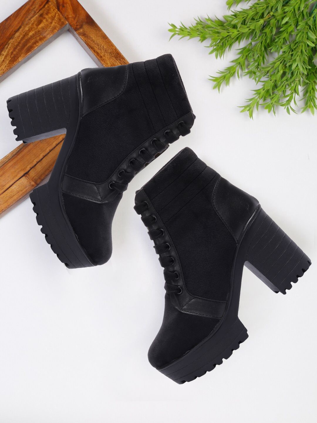 

Killer Women Lace-Up Block-Heeled Regular Ankle Boots, Black