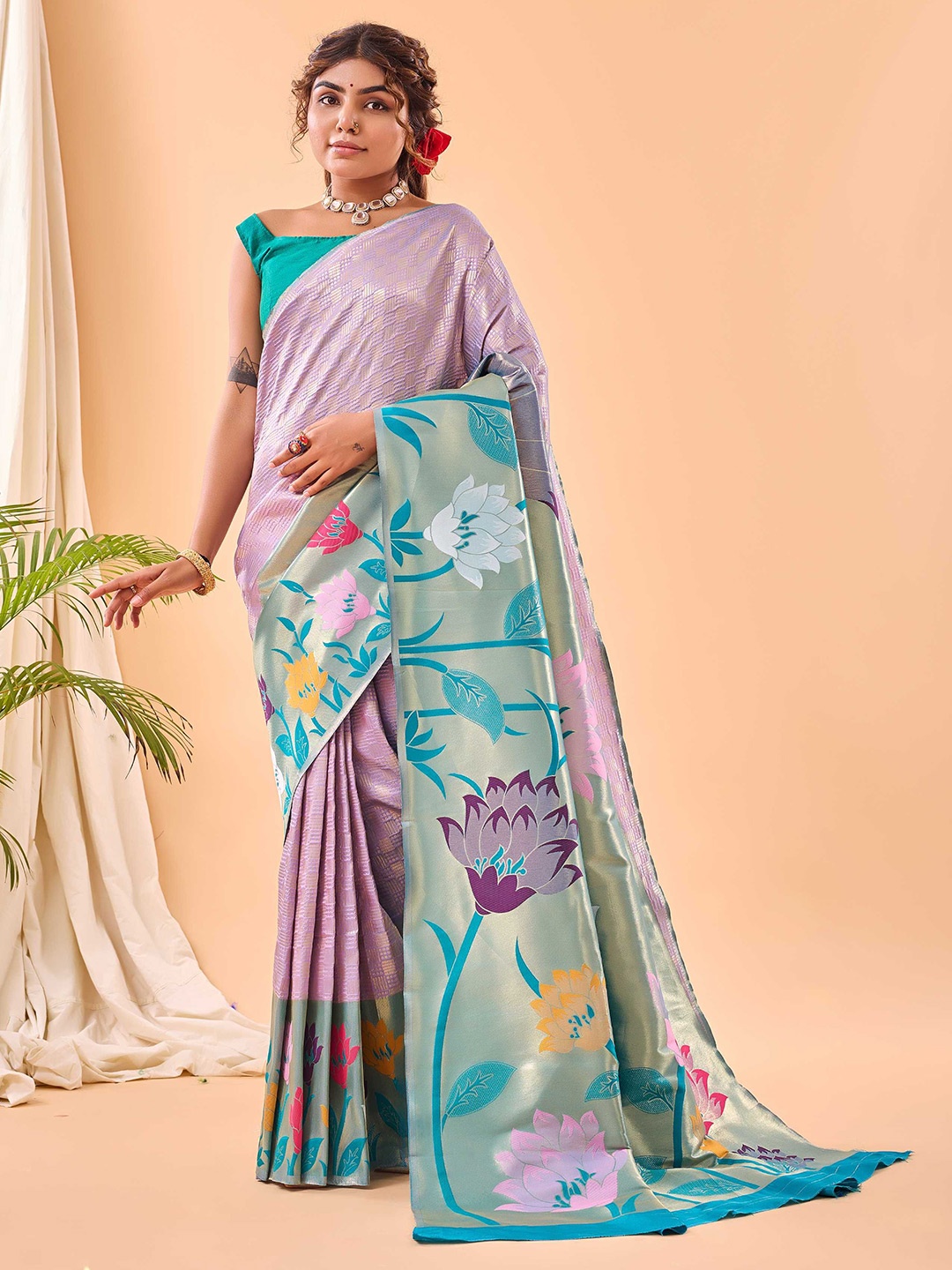 

DIVASTRI Woven Design Paithani Saree, Lavender