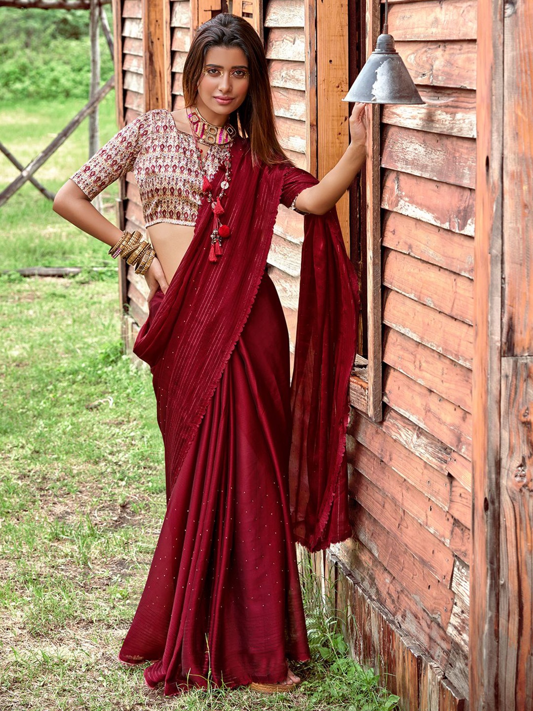 

LeeliPeeri Designer Embellished Beads and Stones Saree, Maroon