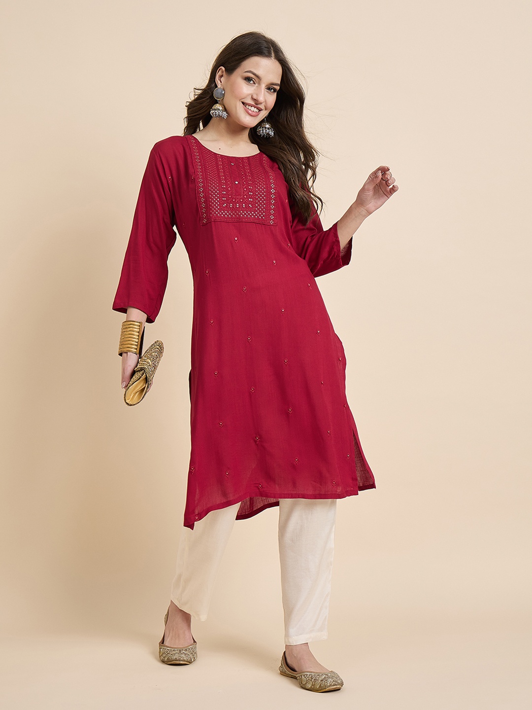 

Anouk Rustic Red Floral Embroidered Sequinned Round Neck Straight Kurta