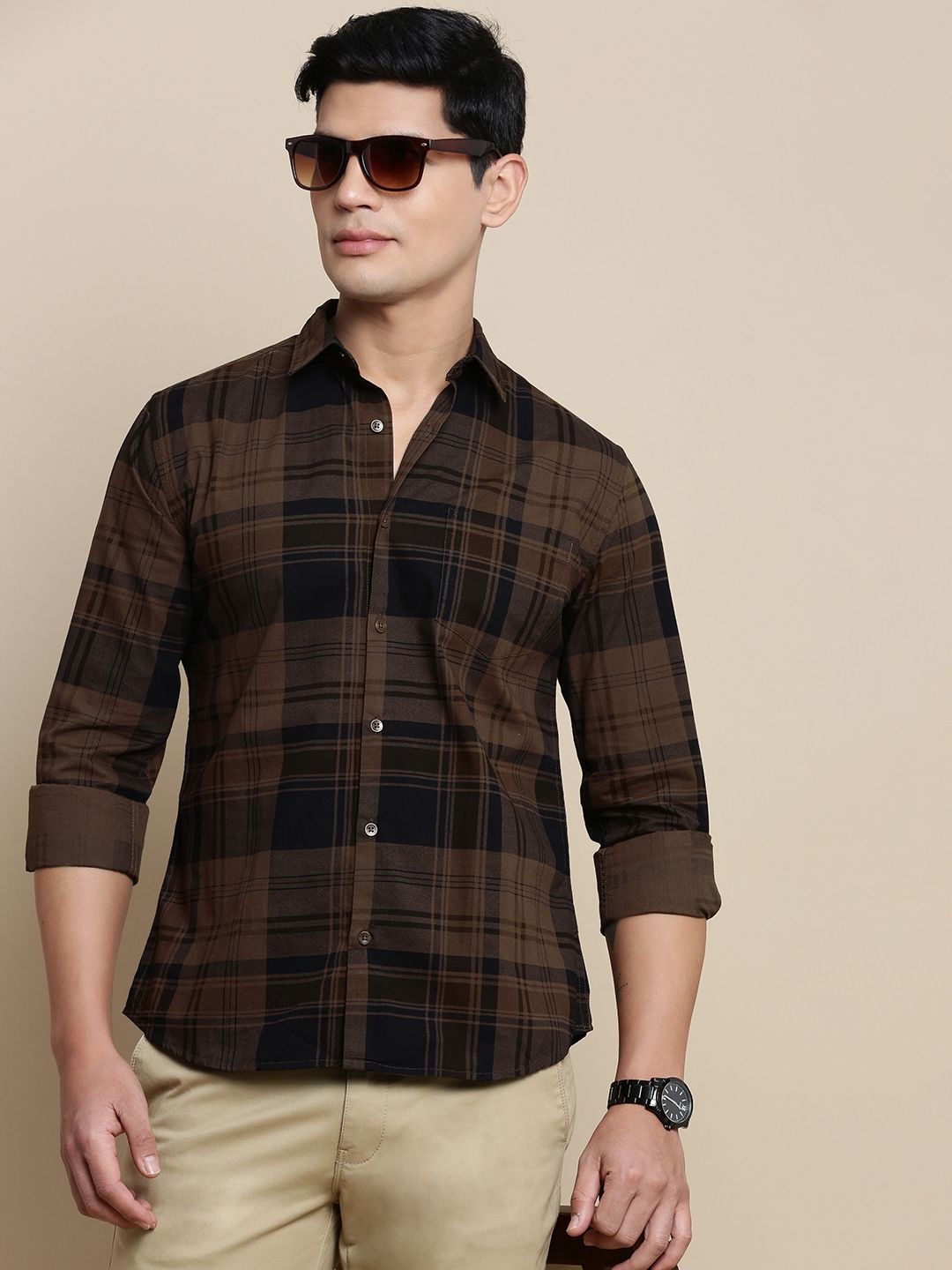 

INVICTUS Men Sport Slim Fit Spread Collar Tartan Checked Cotton Casual Shirt, Brown