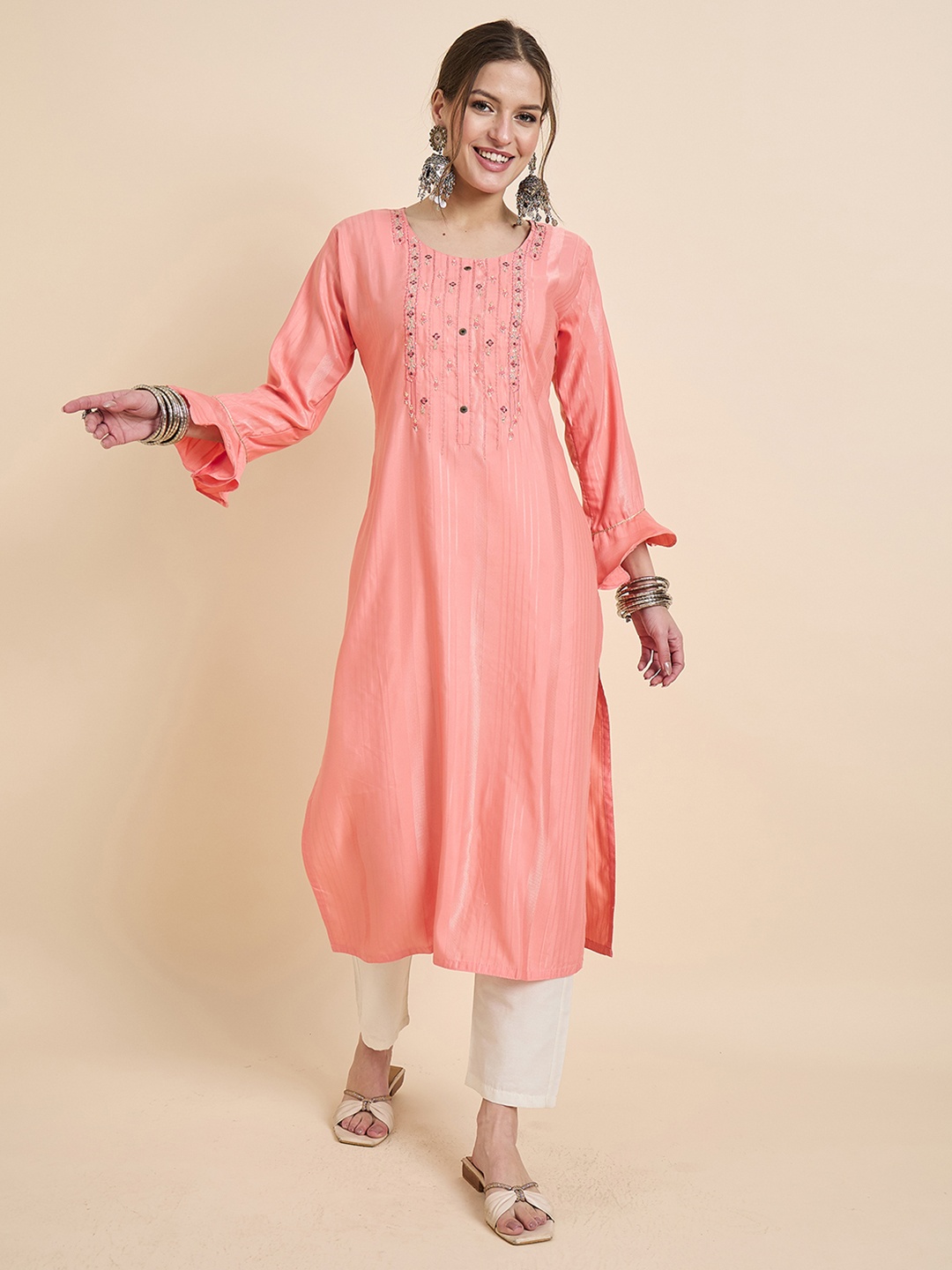 

Anouk Rustic Peach Floral Embroidered Thread Work Round Neck Straight Kurta