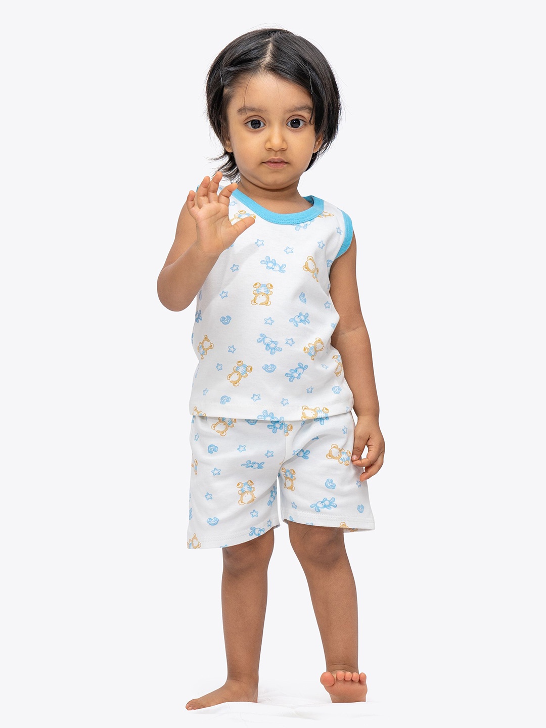 

ariel Kids Graphic Printed Pure Cotton T-shirt With Shorts, White