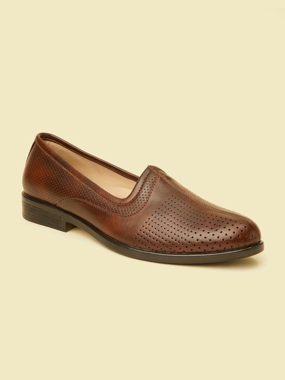 

Manyavar Men Self Design Loafer Style Mojaris, Brown