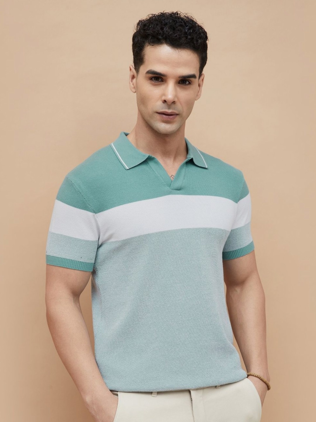 

CODE by Lifestyle Men Colourblocked Polo Collar Cotton T-shirt, Grey