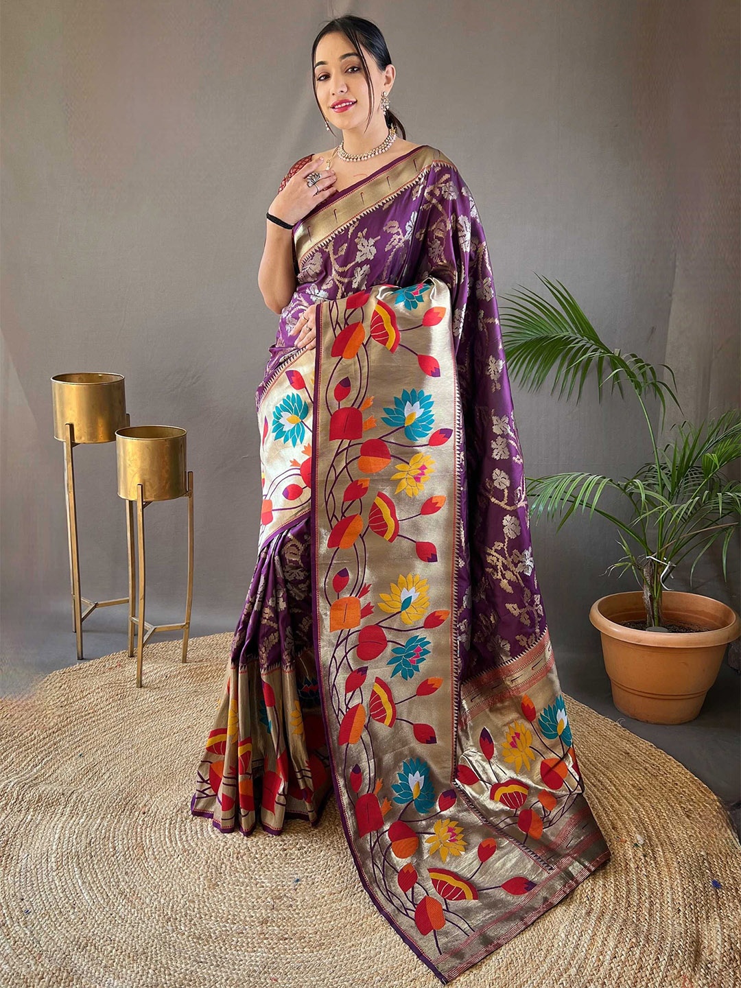 

DIVASTRI Floral Woven Design Zari Paithani Saree, Purple