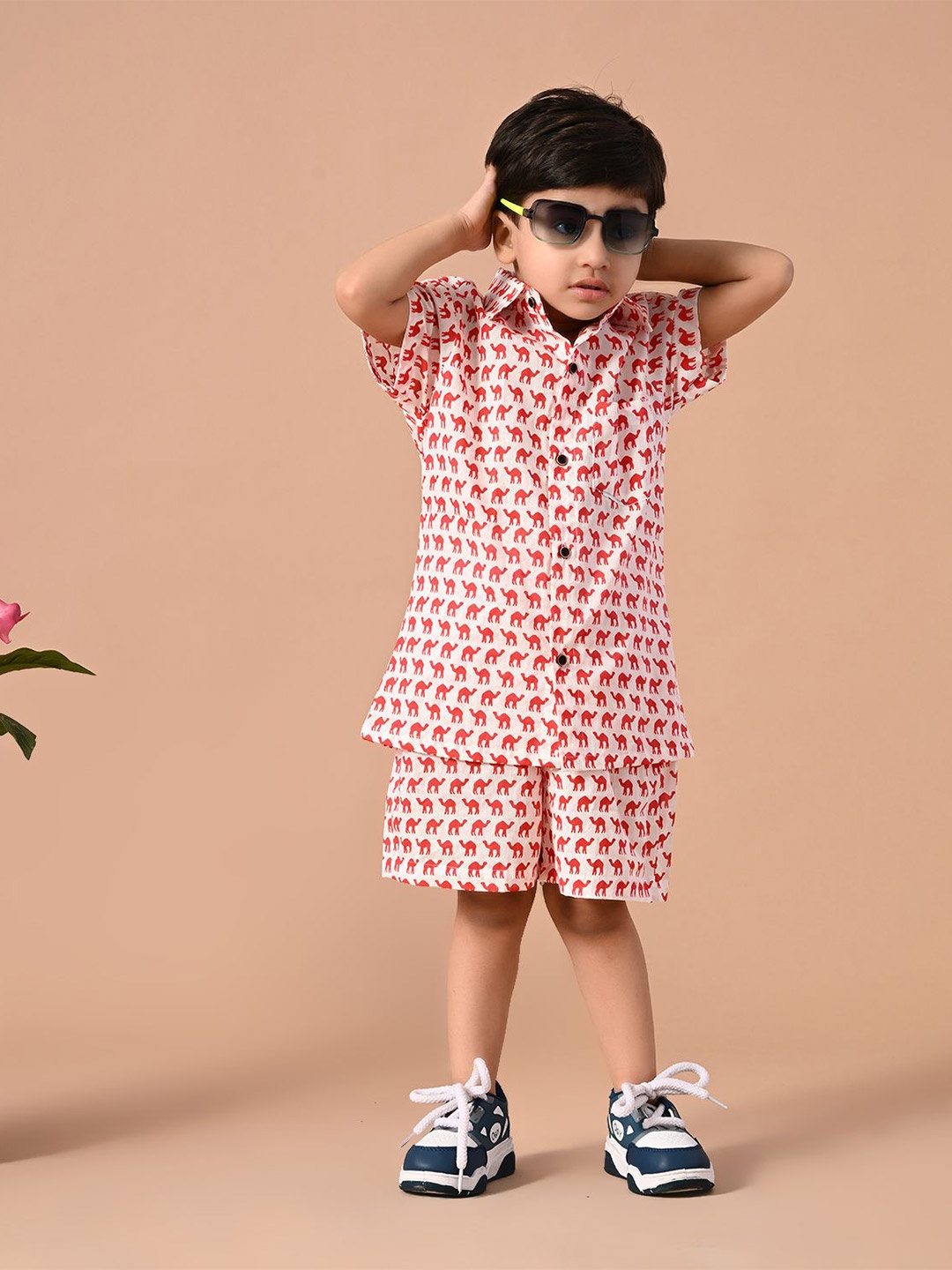 

MoMaa Boys Printed Short Sleeves Pure Cotton Shirt With Shorts, Red