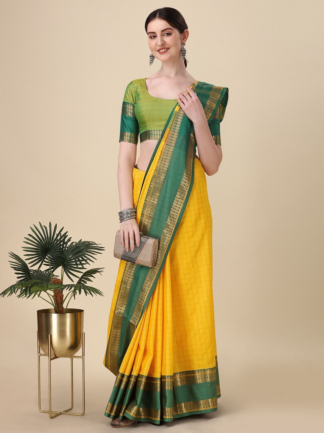 

DIVASTRI Woven Design Zari Mysore Silk Saree, Yellow