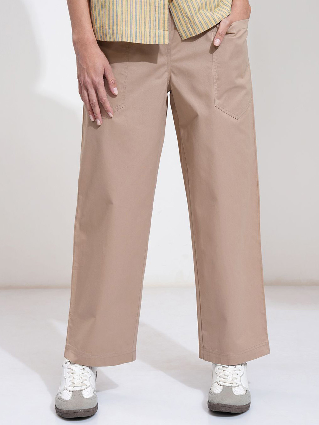

Tokyo Talkies Women Solid Elasticated Waist Tape Trouser, Beige