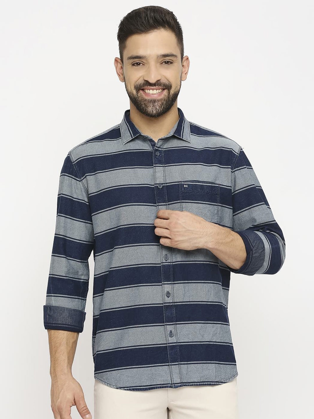 

Basics Men Relaxed Horizontal Stripes Opaque Striped Casual Shirt, Grey