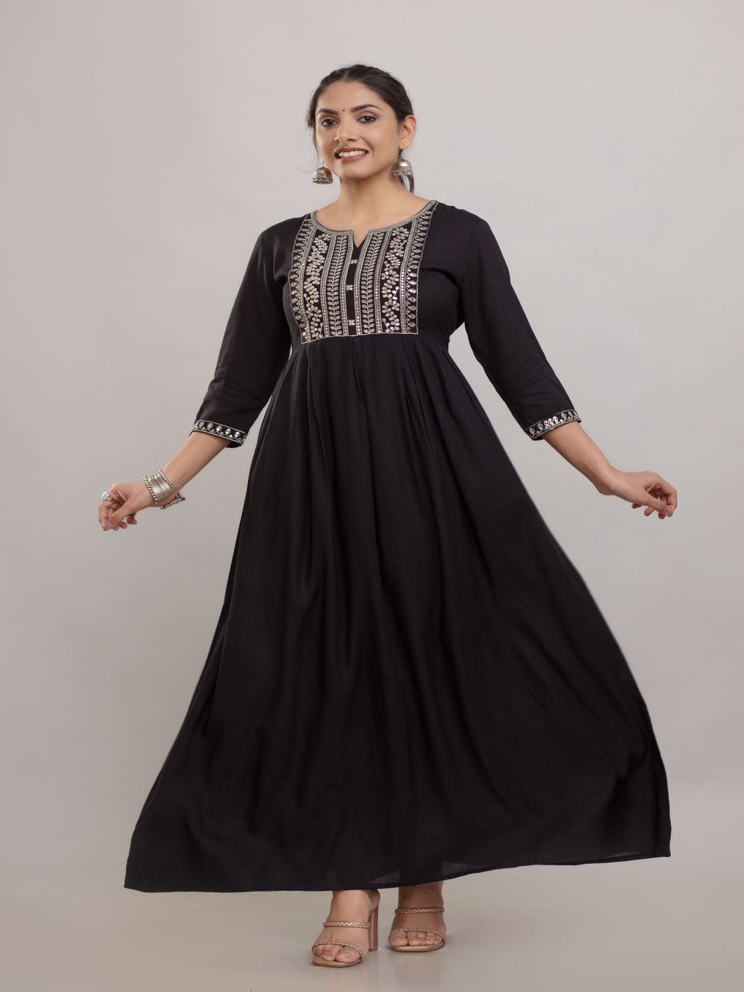 

RAAKA Embroidered Sequinned Notch Neck Anarkali Kurta, Black