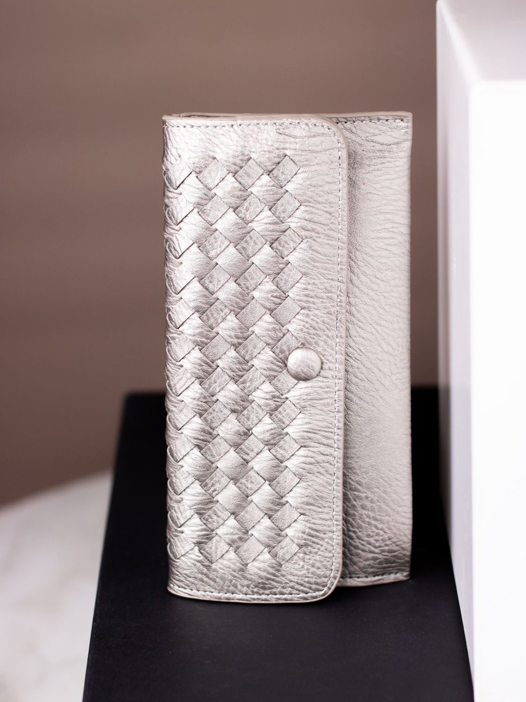 

Inc 5 Women Textured Two Fold Wallet With Push Lock, Silver