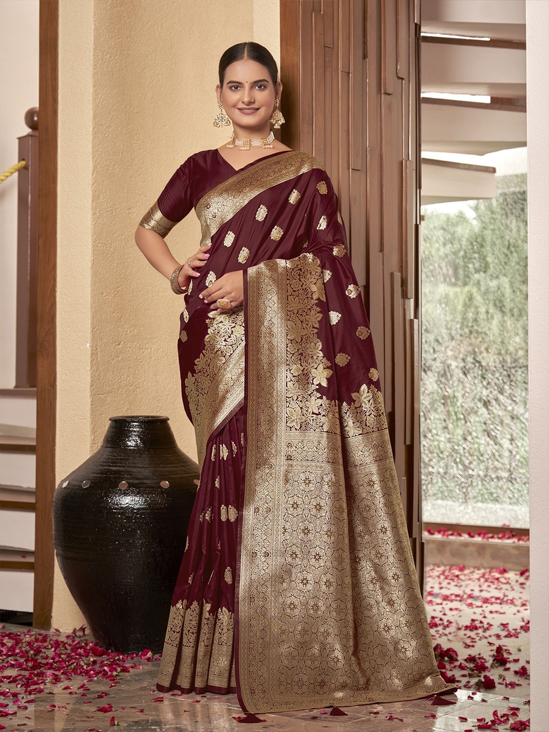 

SAREETHNIC Woven Design Zari Pure Silk Designer Banarasi Saree, Maroon