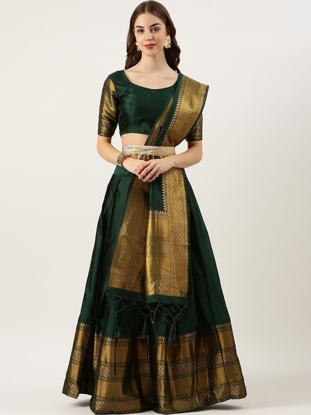 

DIVASTRI Semi-Stitched Lehenga & Unstitched Blouse With Dupatta, Green