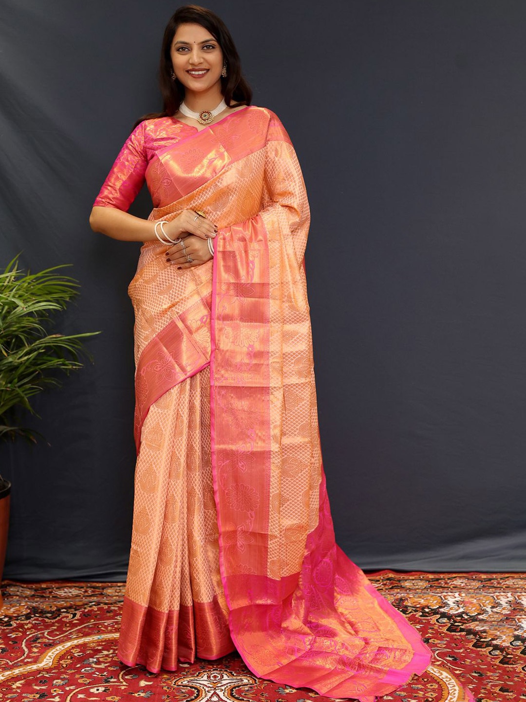 

DIVASTRI Woven Design Zari Kanjeevaram Saree, Cream