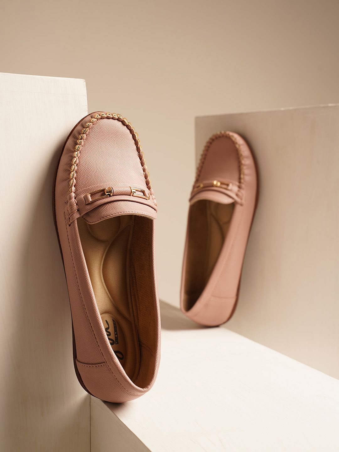 

JM Looks Women stylish Lightweight Loafer, Nude