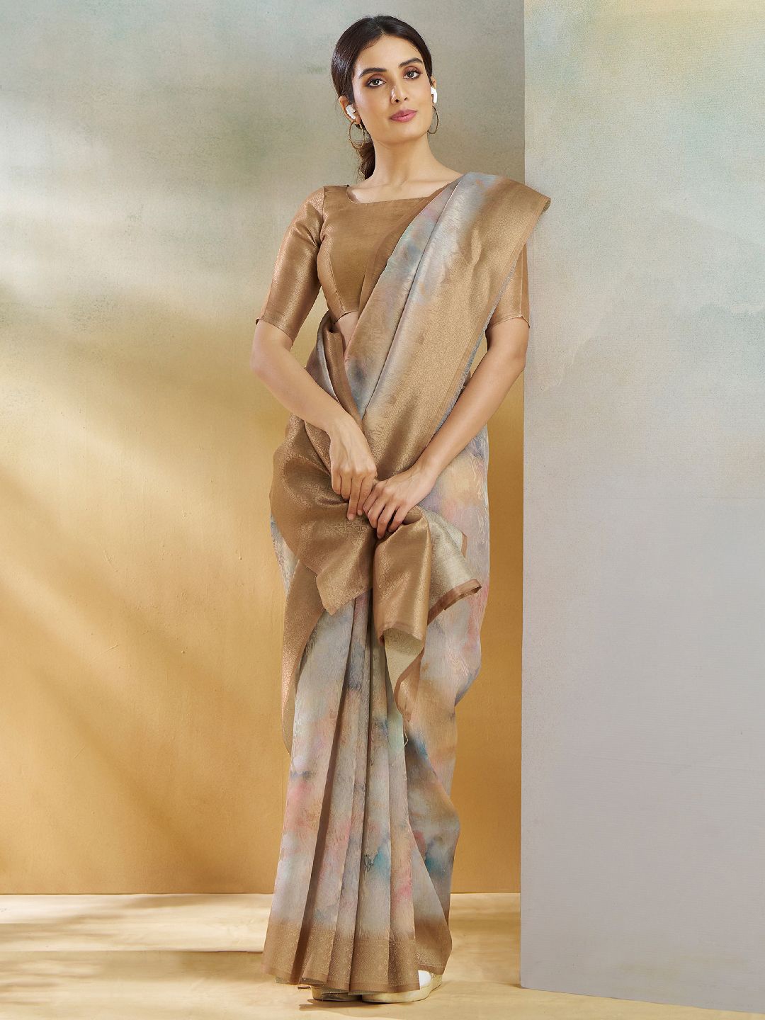 

LeeliPeeri Designer Woven Design Saree, Beige
