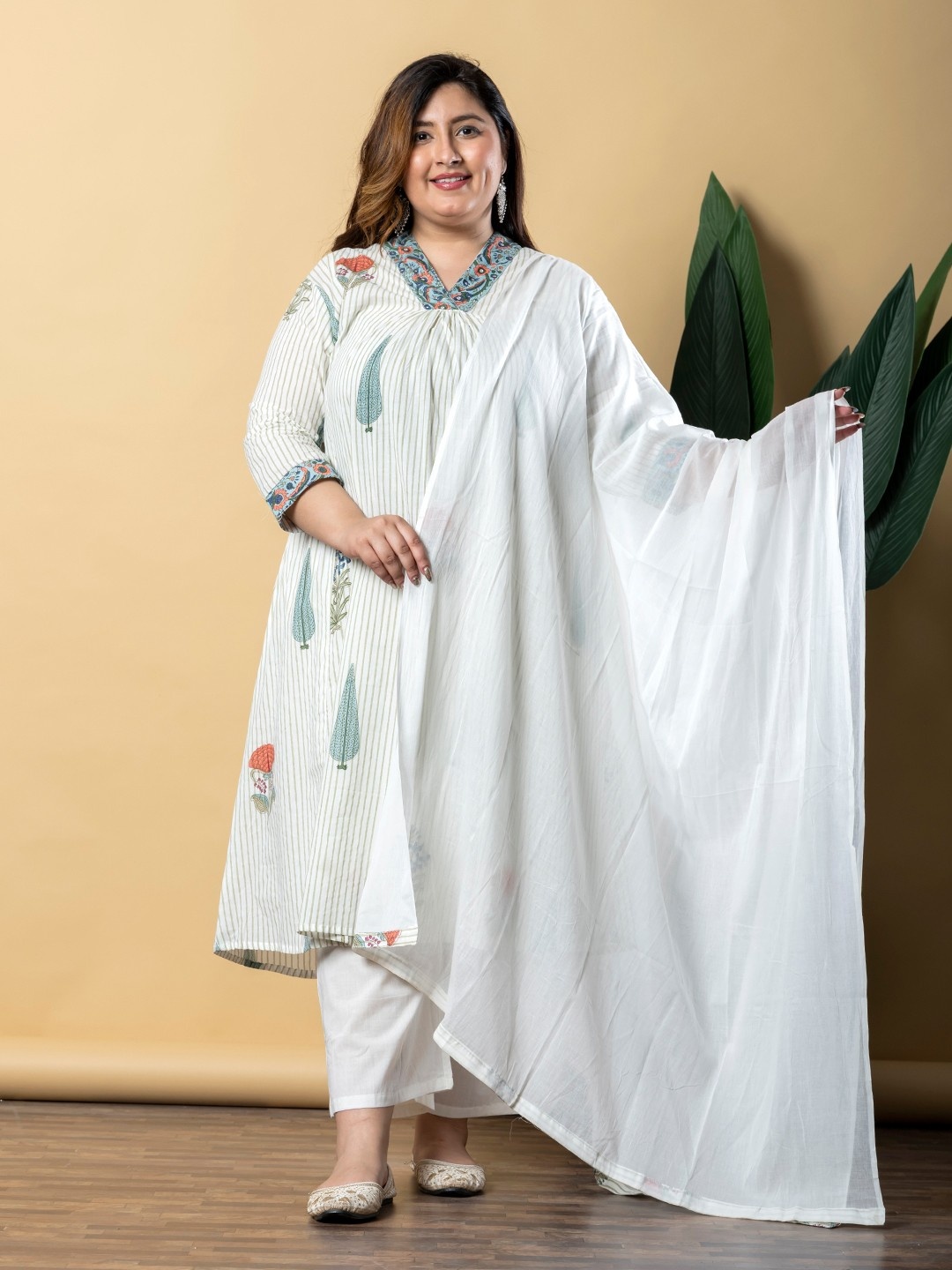 

Readiprint Fashions Women Printed Empire Thread Work Pure Cotton Kurta with Palazzos & With Dupatta, White