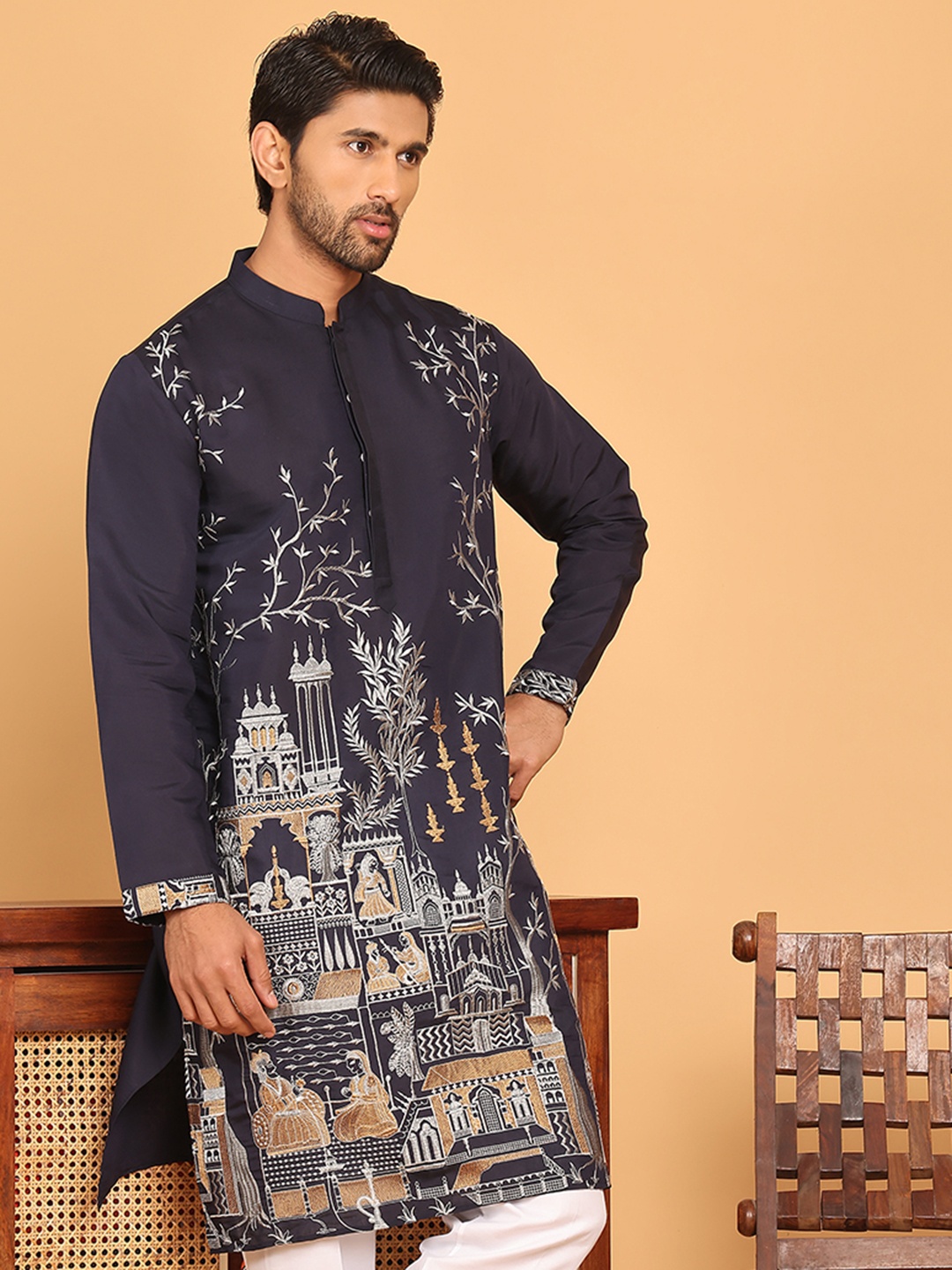 

Jompers Floral Embroidered Mandarin Collar Silk Thread Work Straight Kurta, Navy blue