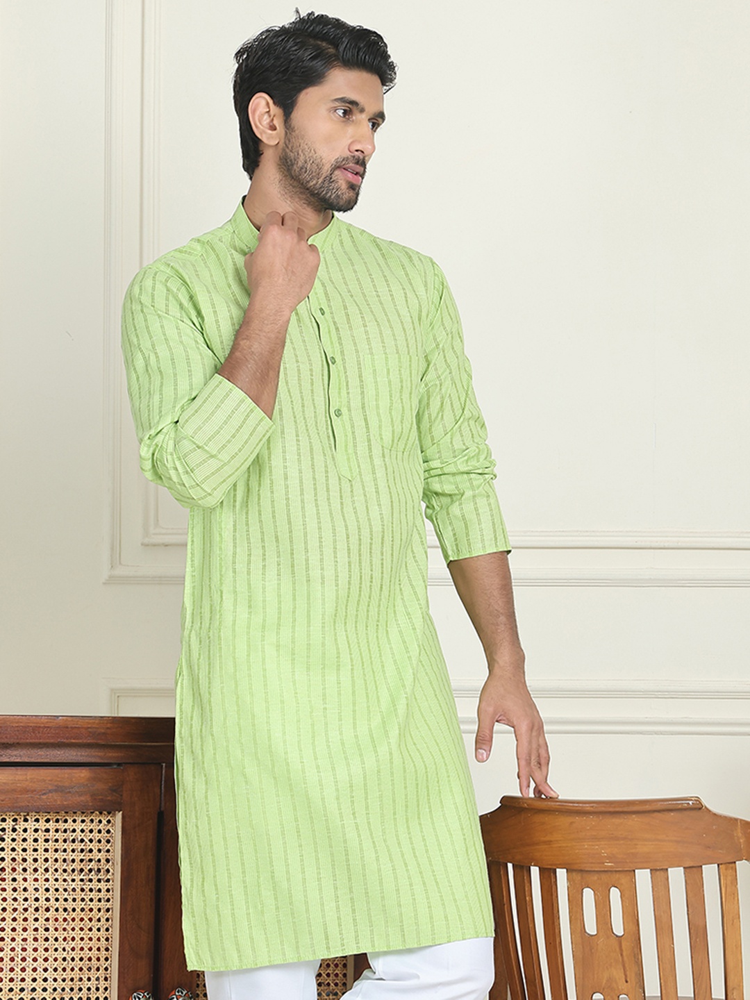 

Jompers Striped Mandarin Collar Pure Cotton Straight Kurtas, Green