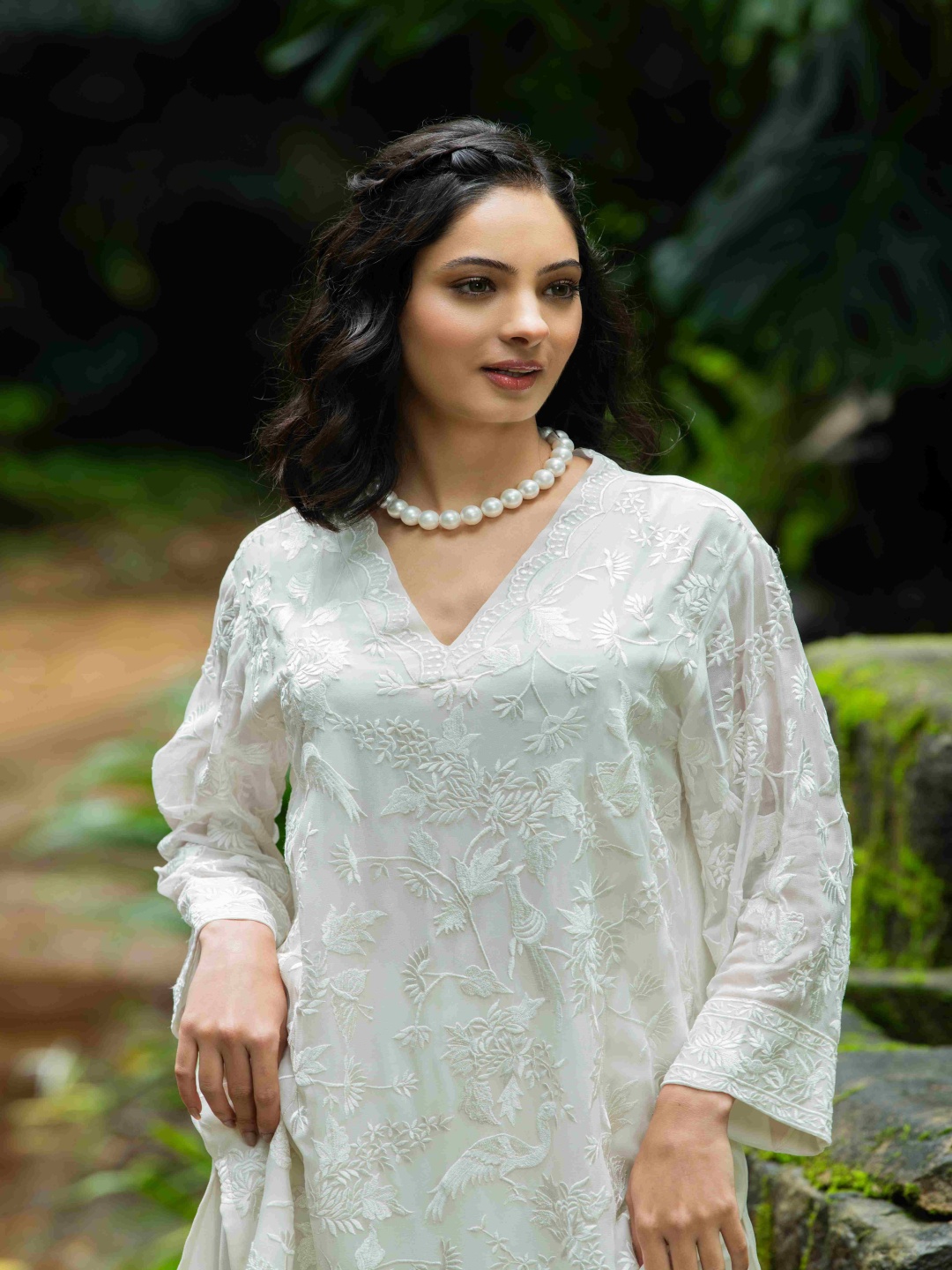 

The Front Row Floral Embroidered V-Neck Tunic With Trousers, White