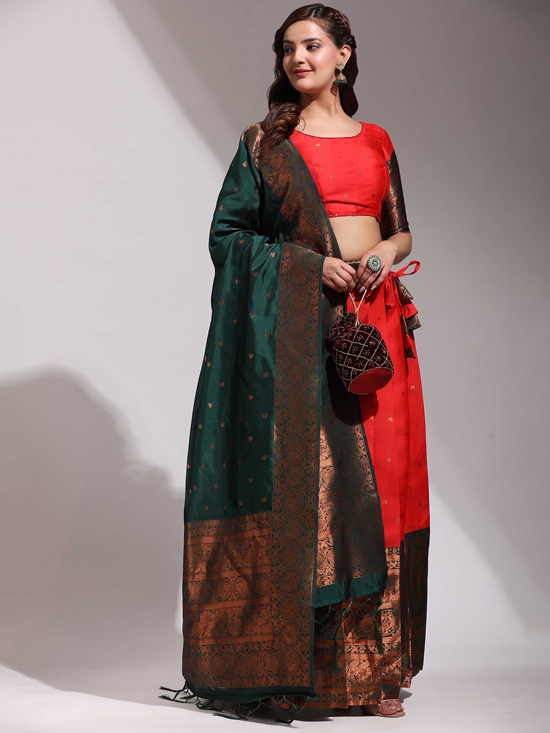 

DIVASTRI Woven Design Silk Semi-Stitched Lehenga & Unstitched Blouse With Dupatta, Red