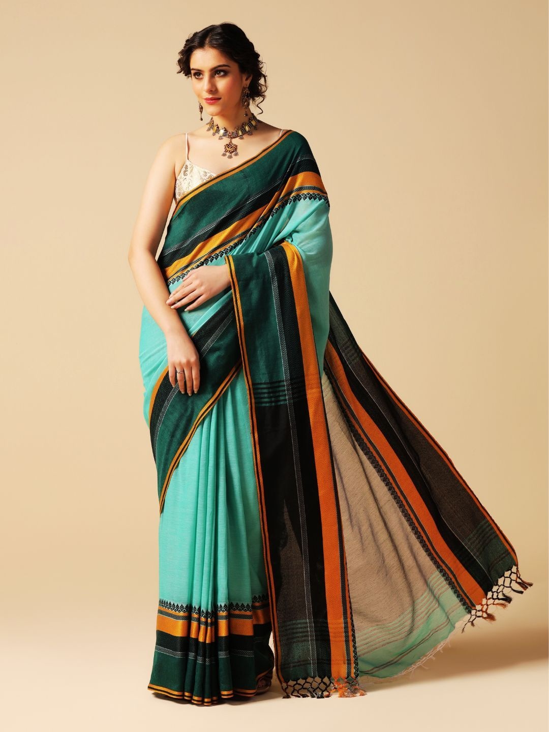 

ADITRI Woven Design Pure Cotton Handloom Khadi Saree, Sea green