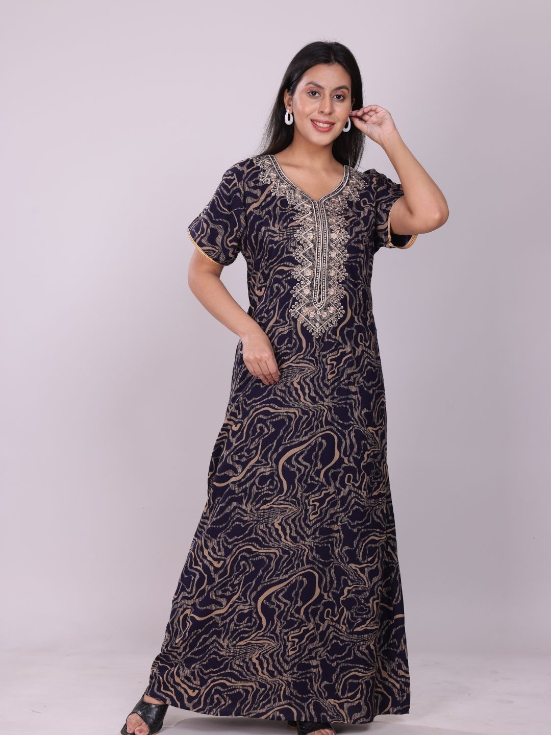 

NIGHTSHADES Women Printed Night suit, Black