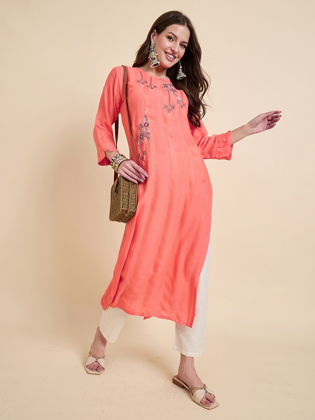 

Anouk Rustic Peach Floral Embroidered Thread Work Round Neck Straight Kurta