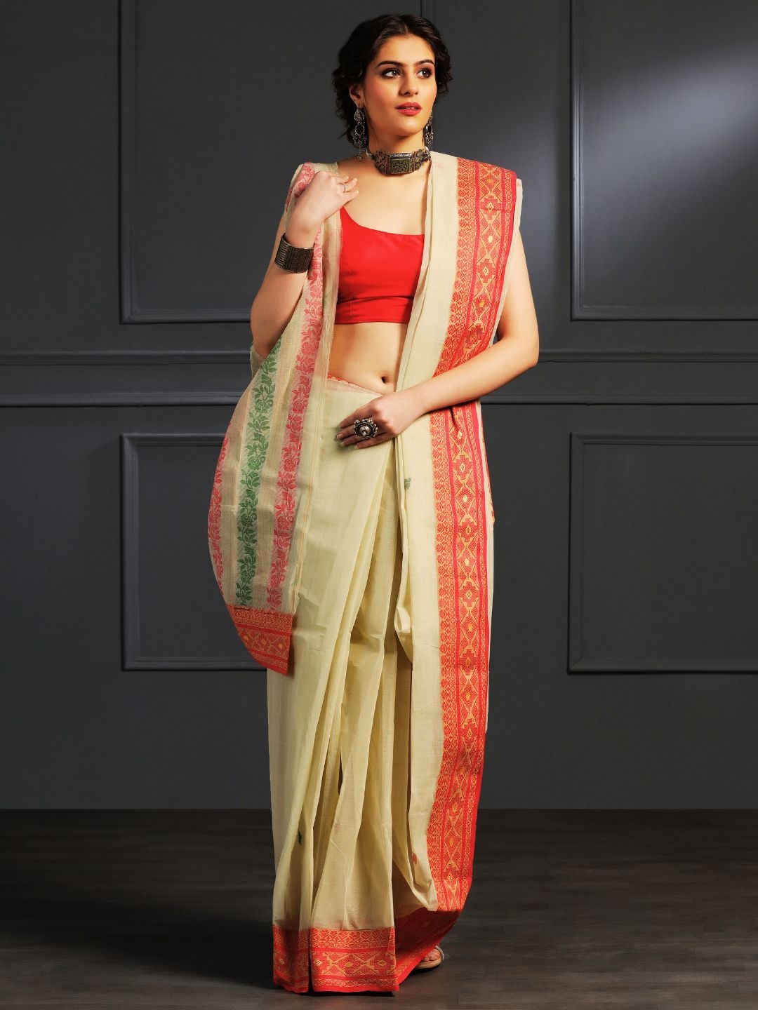 

ADITRI Woven Design Pure Cotton Handloom Khadi Saree, Cream
