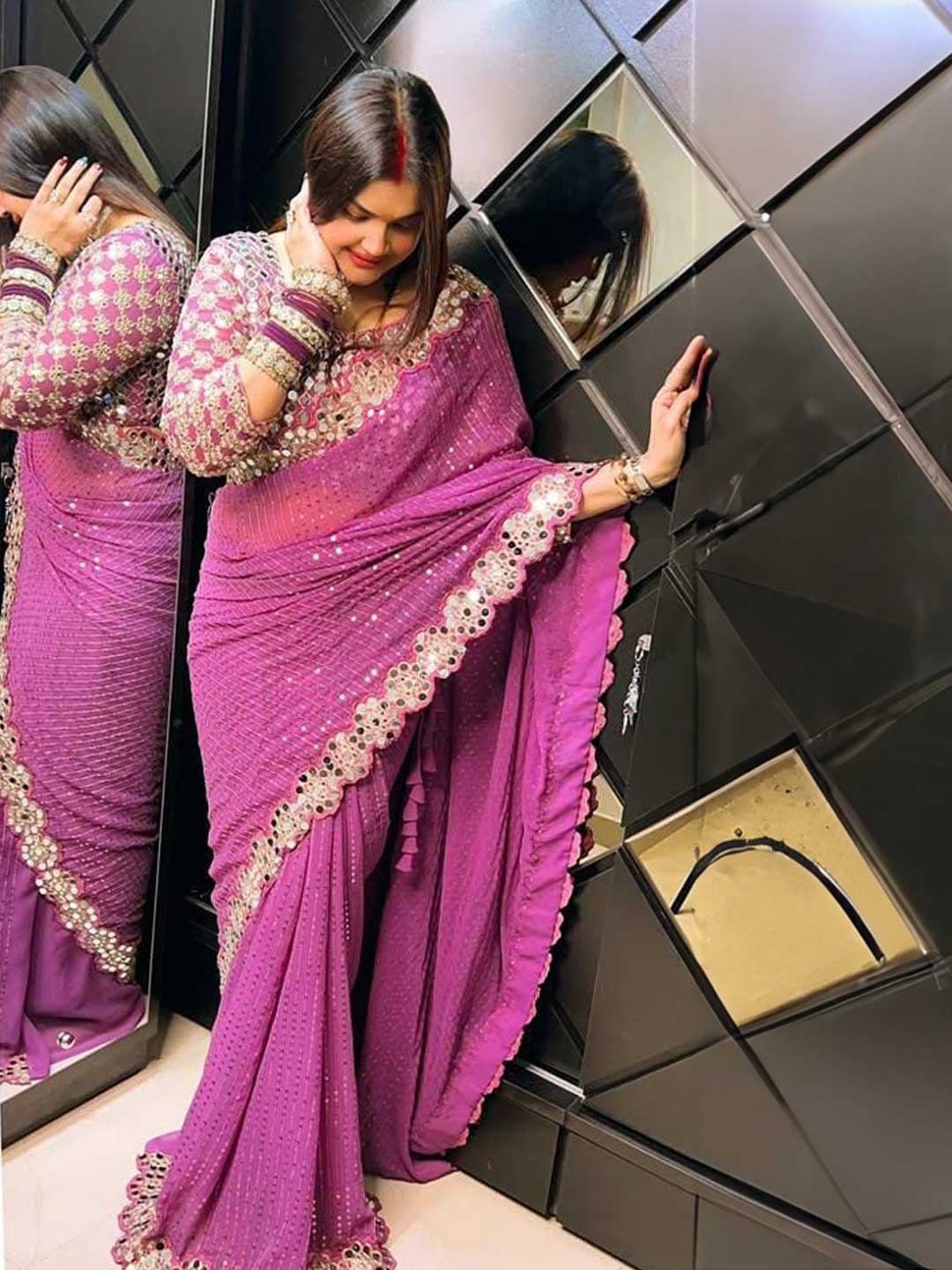 

MANSUBHA Embellished Sequinned Pure Georgette Banarasi Saree, Pink