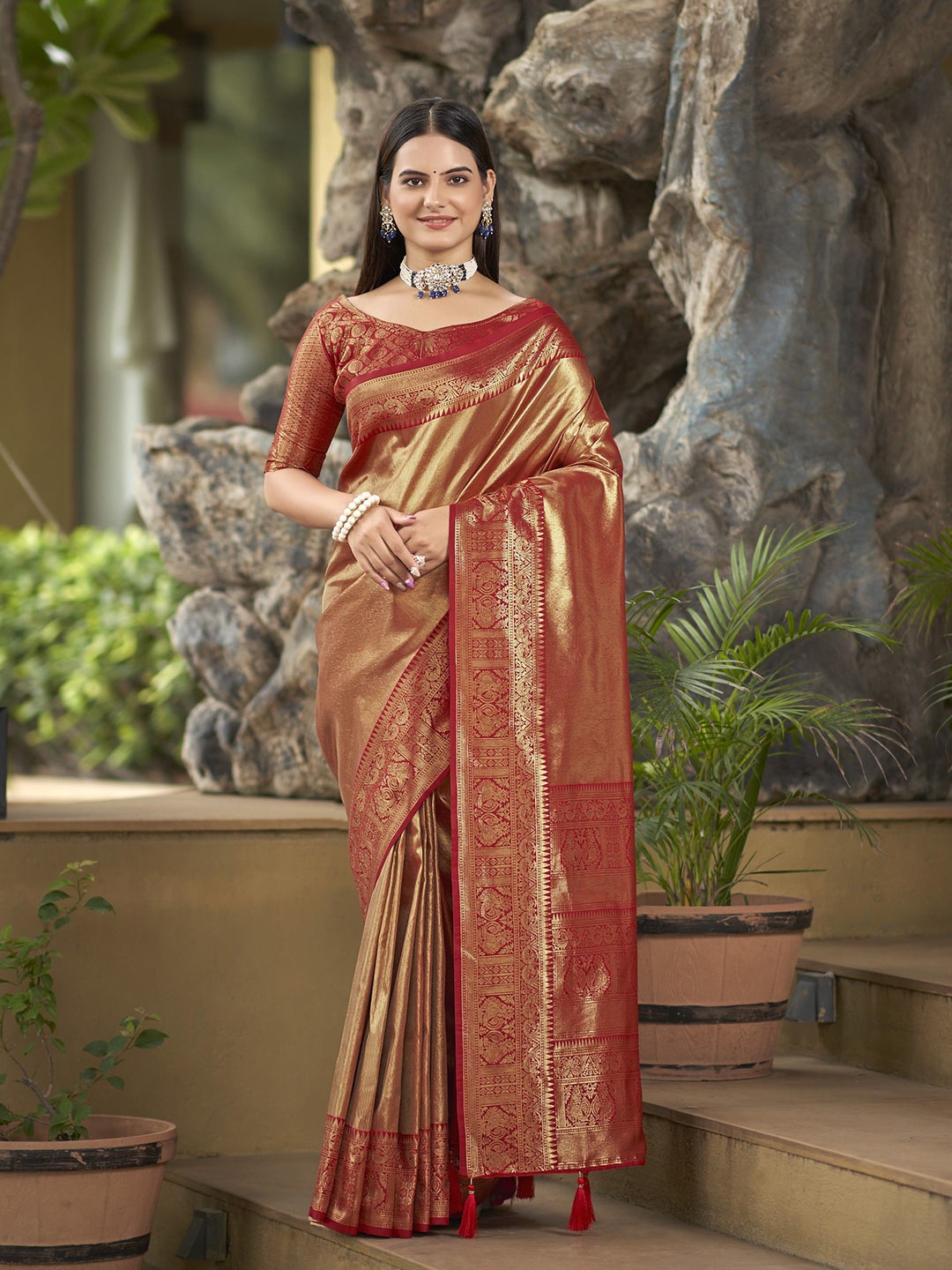 

SAREETHNIC Woven Design Zari Pure Silk Kanjeevaram Saree, Red