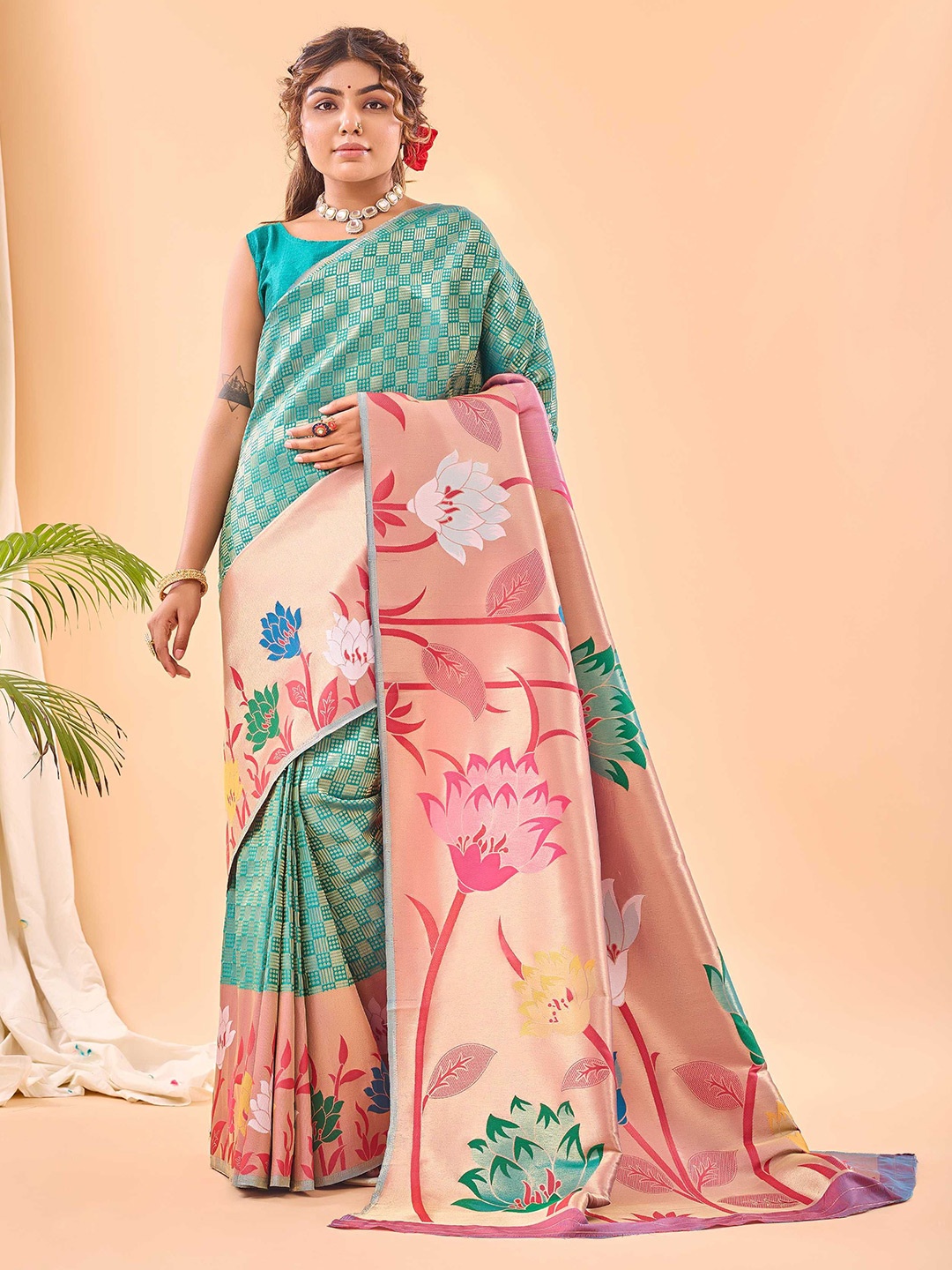 

DIVASTRI Ethnic Motifs Woven Design Zari Paithani Saree, Teal