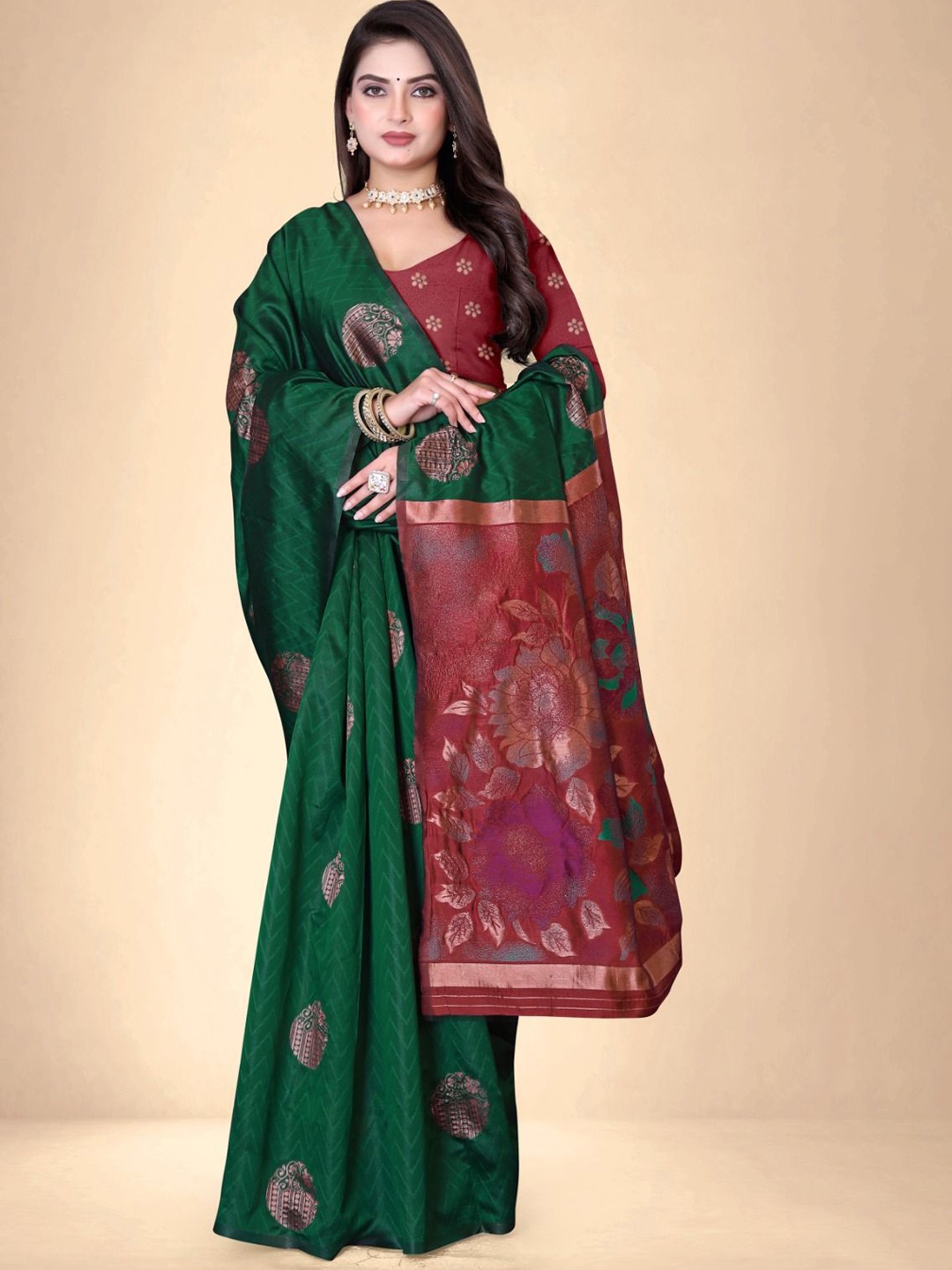 

Abhilasha Ethnic Motifs Pure Silk Kanjeevaram Saree, Green