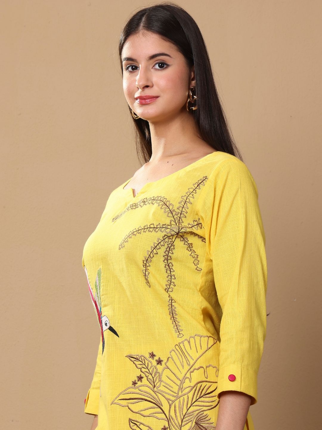 

Lative Colours of Fashion Floral Embroidered Linen Tunic With Trouser, Yellow