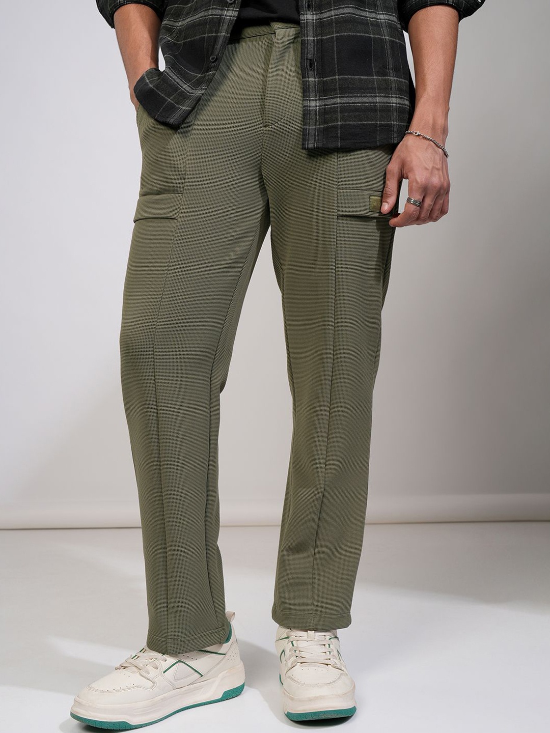 

HIGHLANDER Men Relaxed Fit Cut Sew Cargo Knitted Trouser, Olive