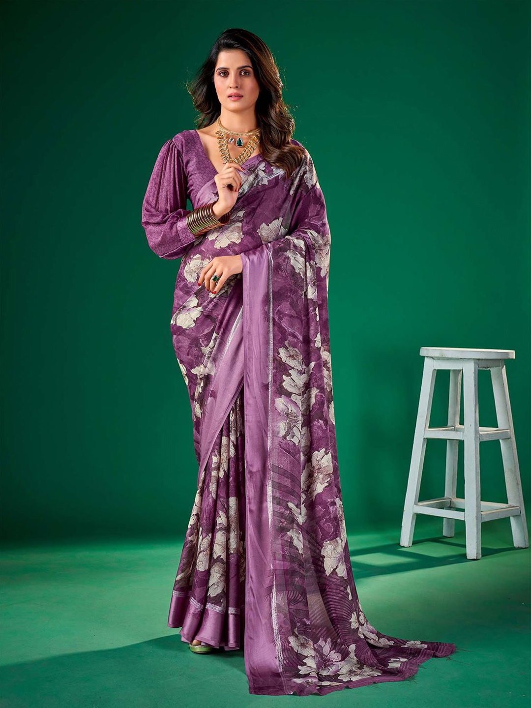 

Mitera Floral Pure Chiffon Saree, Purple