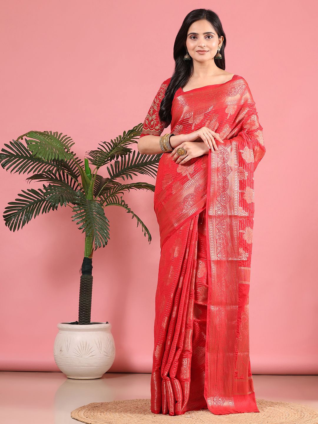 

Pionex Woven Design Zari Banarasi Saree, Red