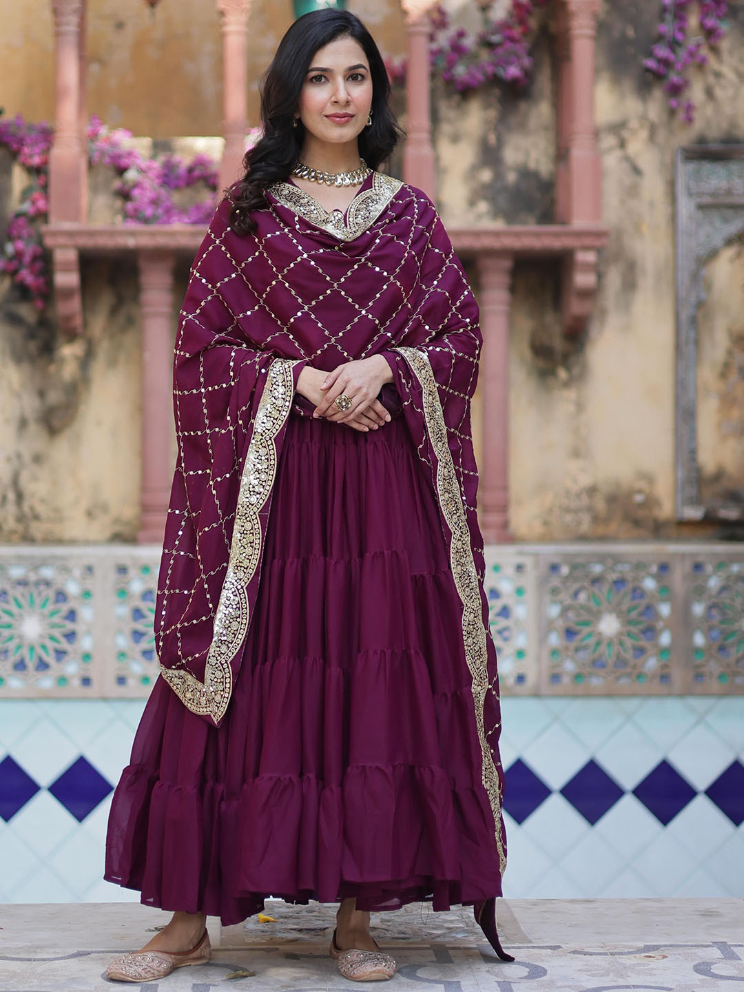 

JATRIQQ Georgette Ethnic Gown with Dupatta, Purple