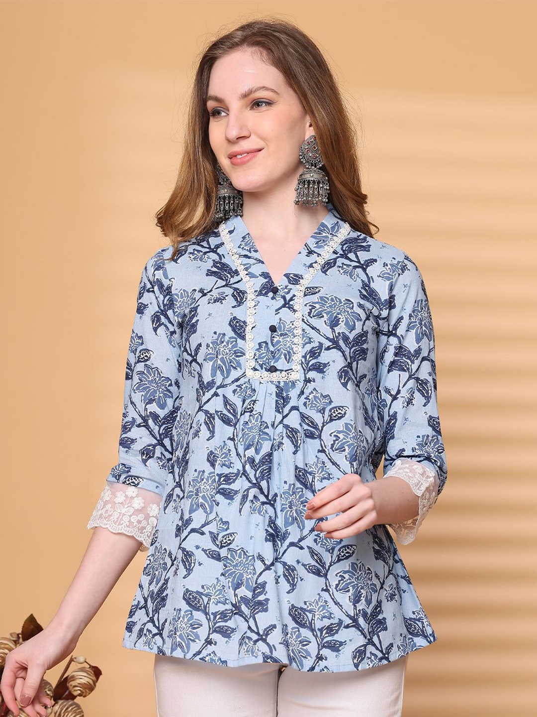

Rajnandini Floral Printed Ethnic Cotton Top, Blue