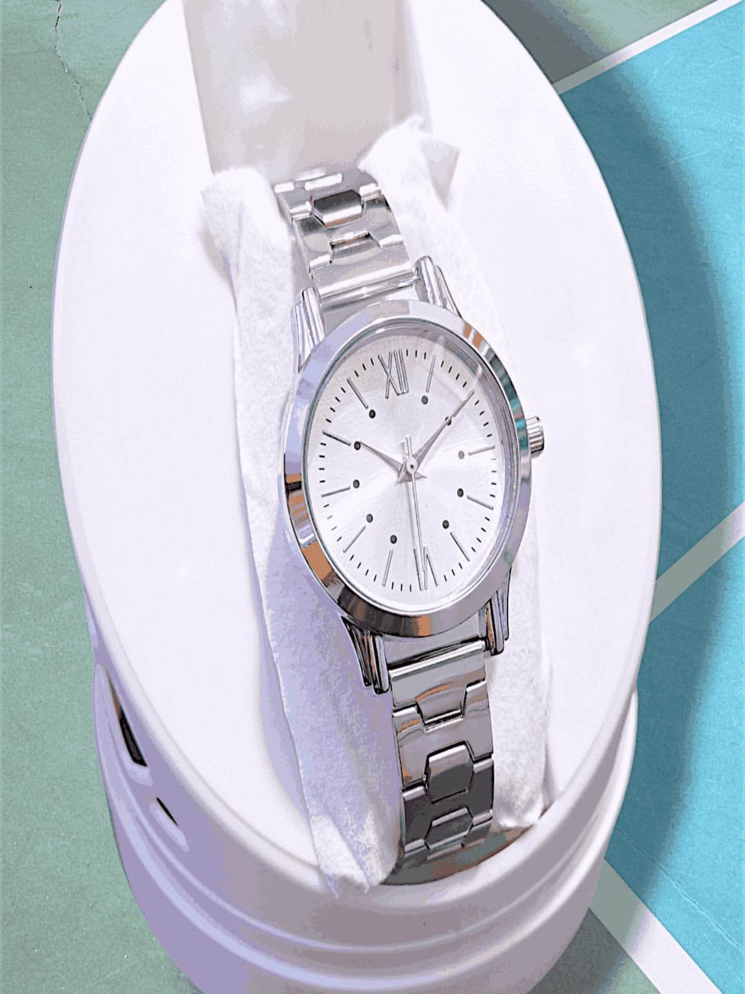 

Skylark Women Dial & Stainless Steel Bracelet Style Straps Analogue Multi Function Watch, Silver