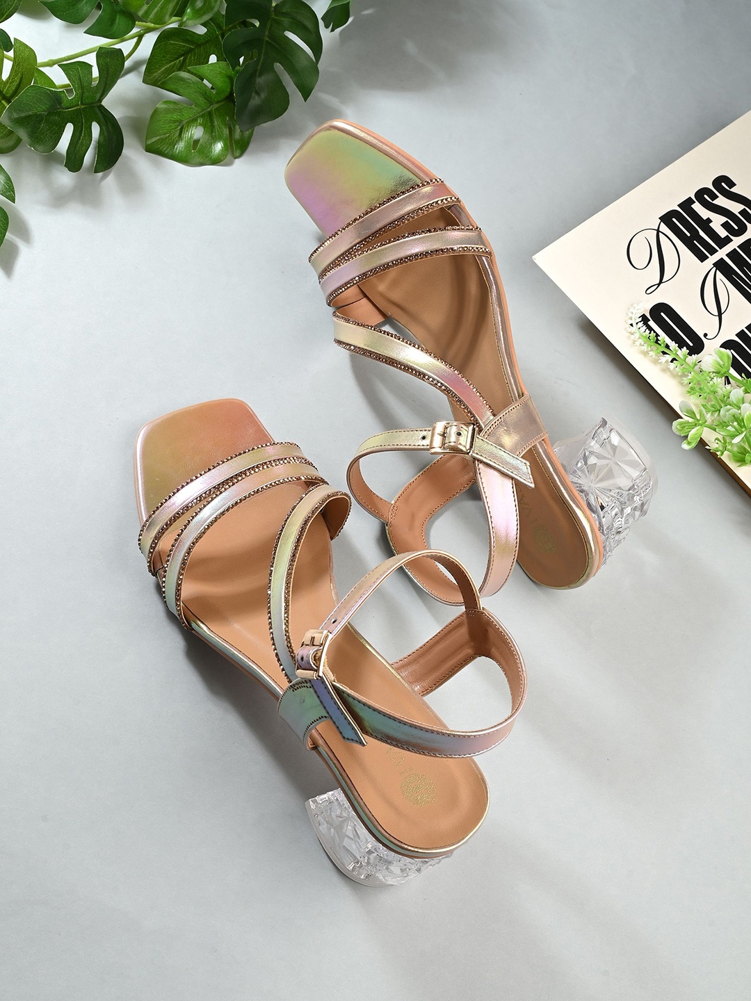 

DIVASTRI Women Block Sandals, Rose gold