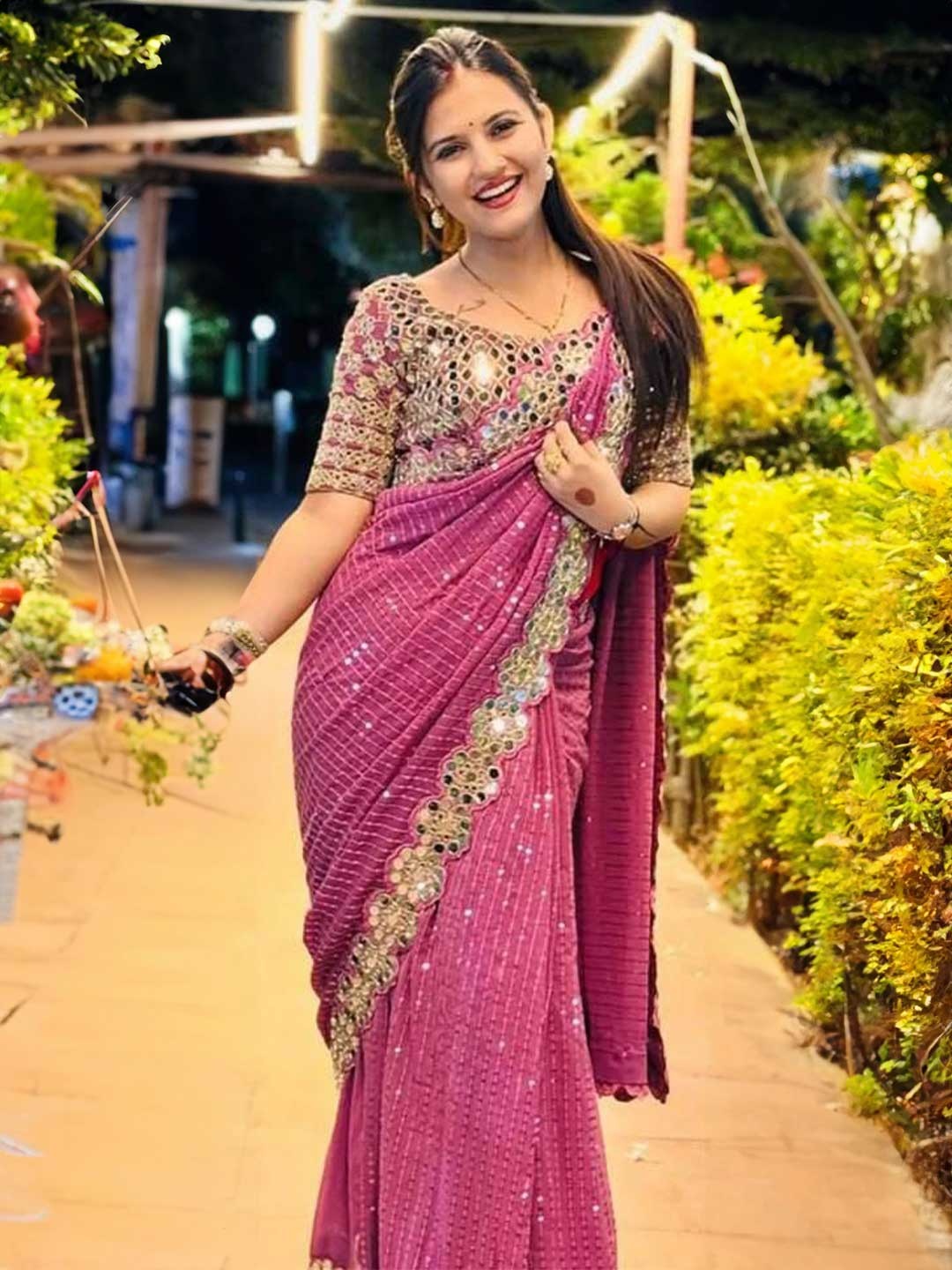 

MANSUBHA Embellished Sequinned Pure Georgette Banarasi Saree, Pink