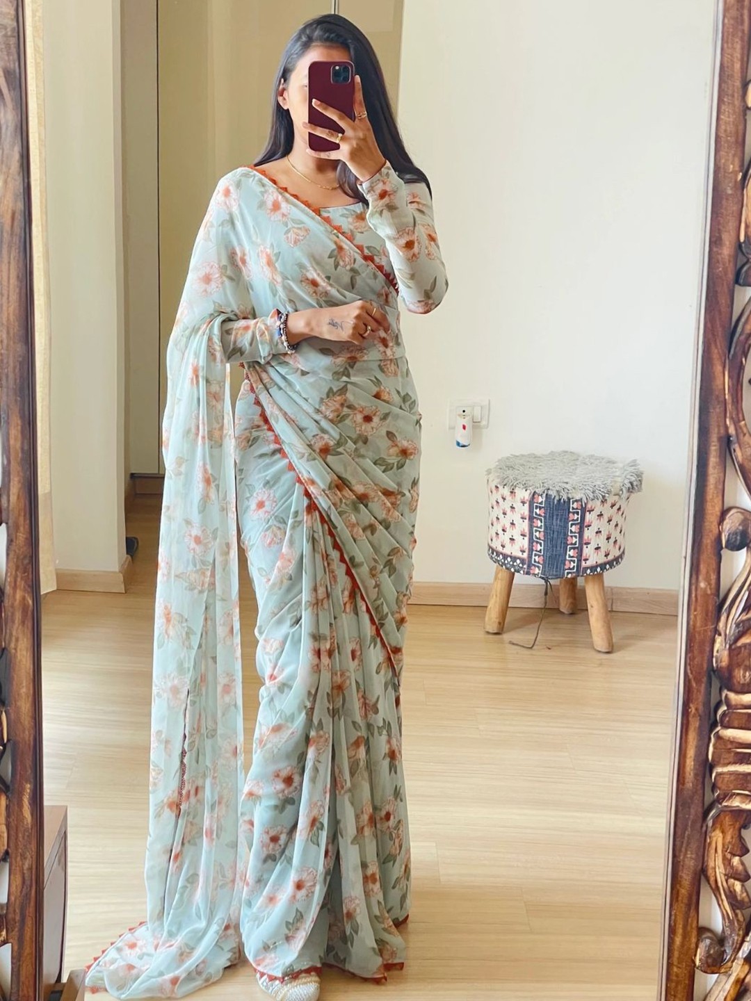 

Sidhidata Floral Embroidered Pure Georgette Ready to Wear Bandhani Saree, Blue