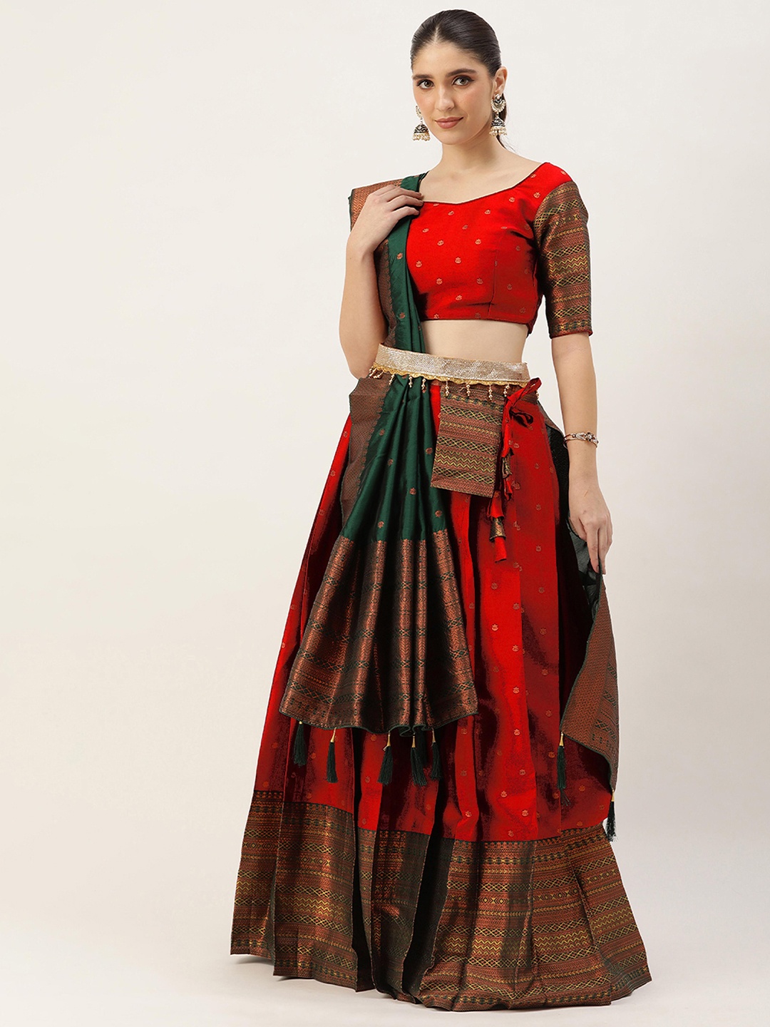 

DIVASTRI Floral Woven Design Zari Unstitched Blouse And Lehenga With Dupatta, Red