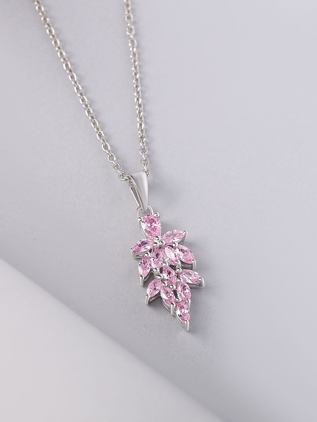 

Ornate Jewels 925 Sterling Silver Rose Gold-Plated Floral Shaped Pendants with Chains