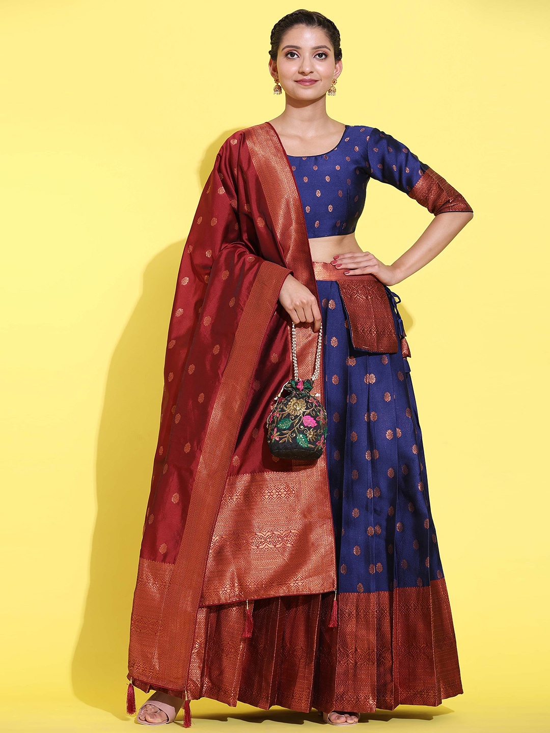 

DIVASTRI Floral Woven Design Zari Unstitched Blouse And Lehenga With Dupatta, Navy blue