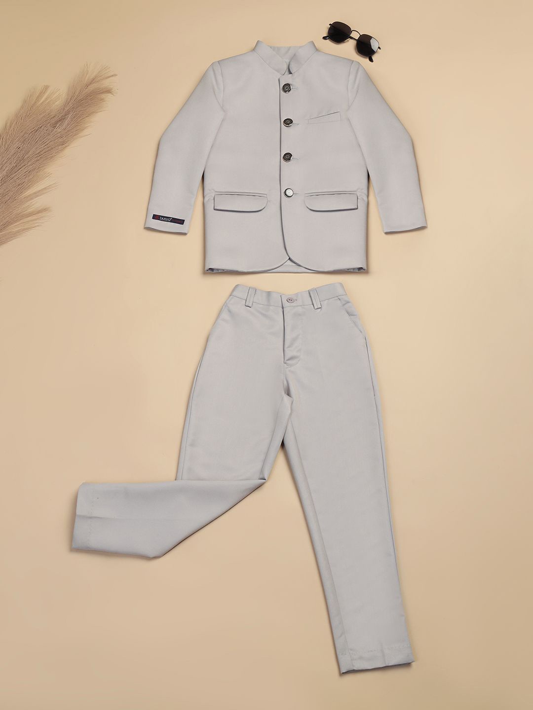 

TAHVO Boys Bandhgala Blazer Suit, Grey