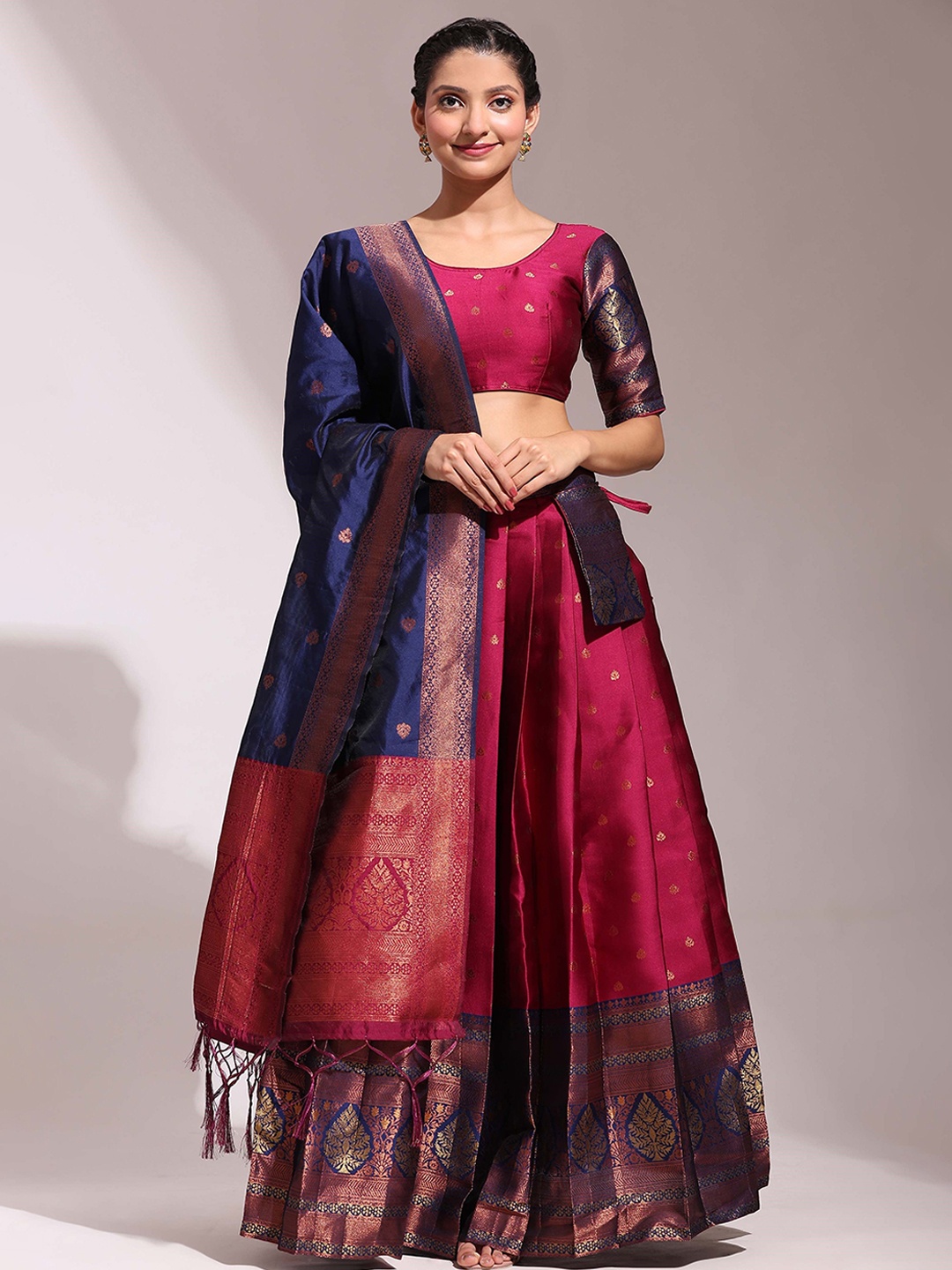 

DIVASTRI Floral Woven Design Zari Unstitched Blouse And Lehenga With Dupatta, Maroon