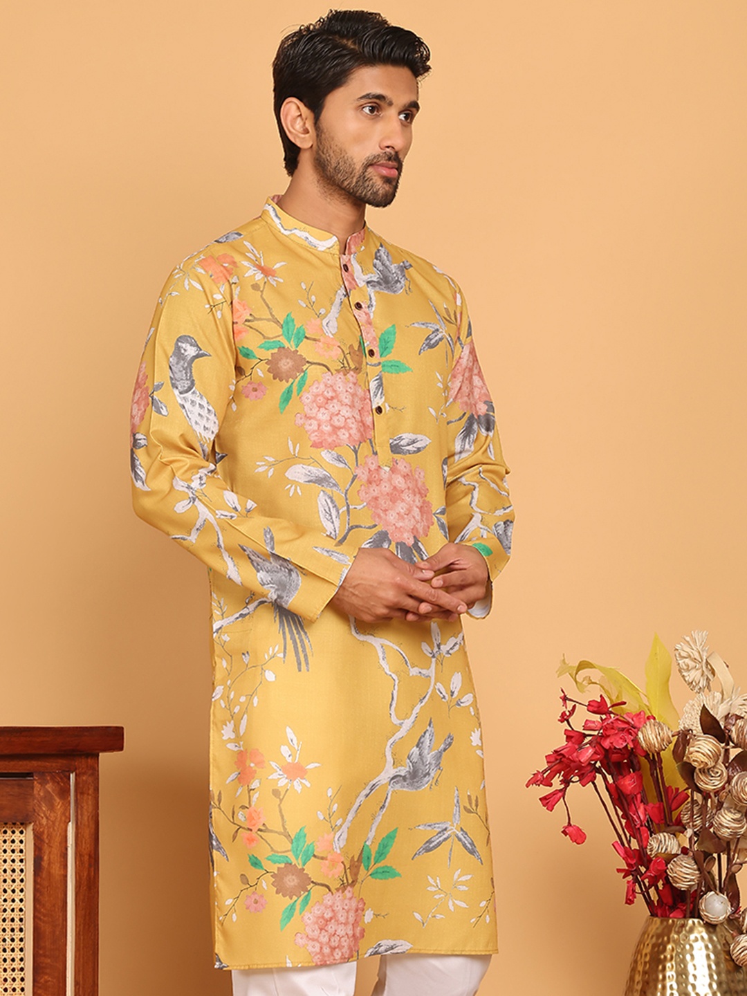 

Jompers Floral Printed Mandarin Collar Pure Cotton Straight Kurtas, Mustard